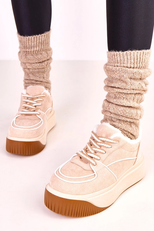 Scarpe sportive color sabbia calde...