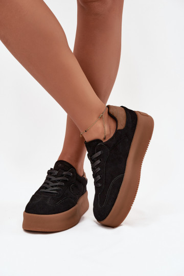 Scarpe modello sneakers Femminile con una piattaforma Big Star SS274761 colore nero