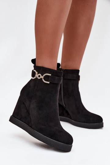 Stivali da donna Su un cuneo Con decorazioni Detalem colore nero Deverivana 2