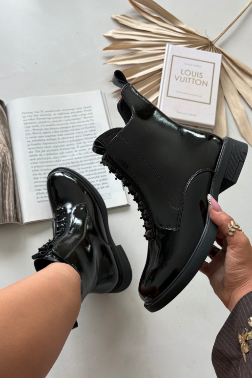 Stivali alla caviglia lucidi da donna in pelle sintetica D&A MR52-108 neri