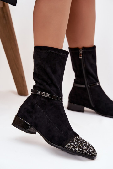 Stivaletti da donna con tacco basso con decorazione e fasce D&A MR52-165 color nero
