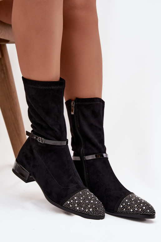 Stivaletti da donna con tacco basso con decorazione e fasce D&A MR52-165 color nero