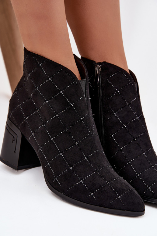 Stivaletti da donna con decorazione D&A MR52-133 color nero