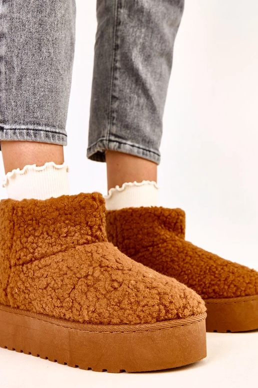 Stivali da neve marroni con gambale... Stivali da neve marroni con gambale...