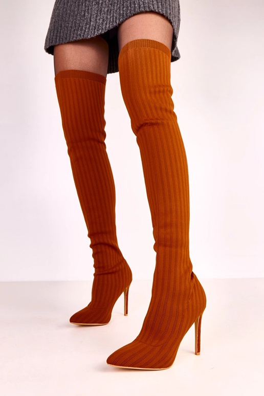 Stivali sopra il ginocchio in tessuto... Stivali sopra il ginocchio in tessuto...
