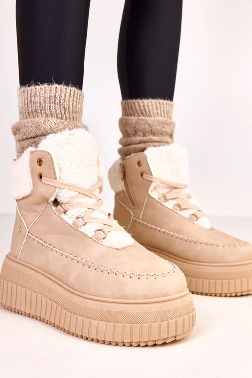 Scarpe sportive calde basse con... Scarpe sportive calde basse con...