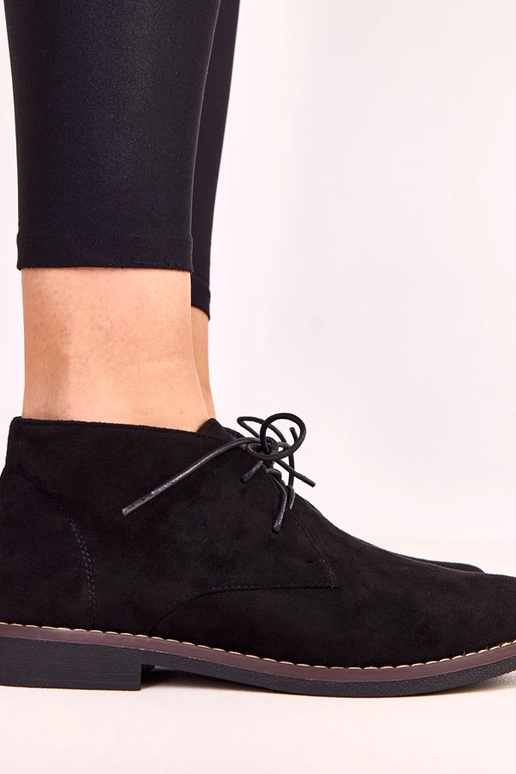 Stivaletti neri da donna con suola... Stivaletti neri da donna con suola...