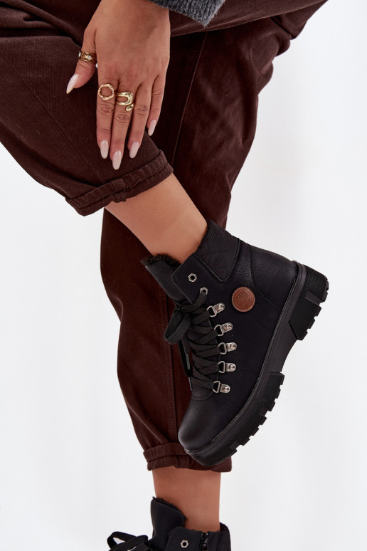 riscaldamento scarpe Femminile con una piattaforma colore nero Zaraine riscaldamento scarpe Femminile con una piattaforma colore nero Zaraine