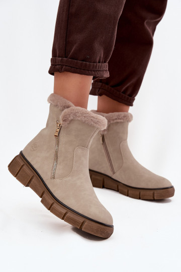 Stivali da neve Femminile con una piattaforma con una pelliccia beige Briselle 2
