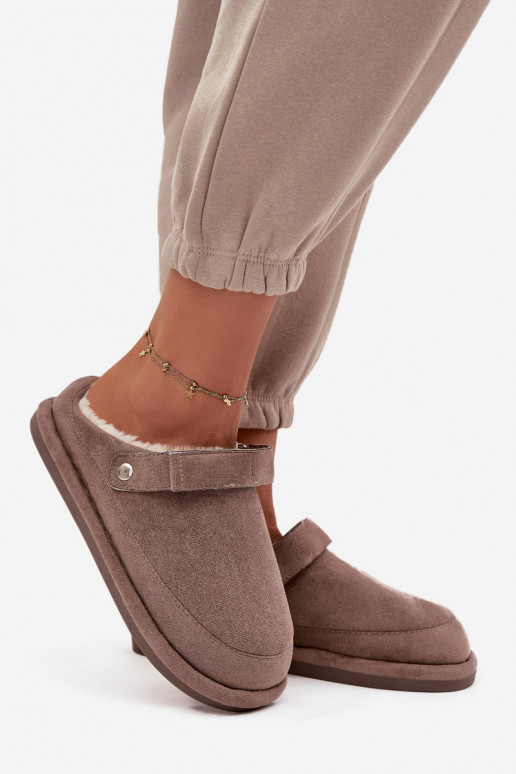 Pantofole Femminile con cinghie riscaldamento con pelliccia all interno beige Rilena Pantofole Femminile con cinghie riscaldamento con pelliccia all interno beige Rilena