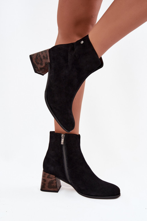 Pelle dalla pelle scamosciata Stivali da donna Deveciejka K7202-01 colore nero Pelle dalla pelle scamosciata Stivali da donna Deveciejka K7202-01 colore nero