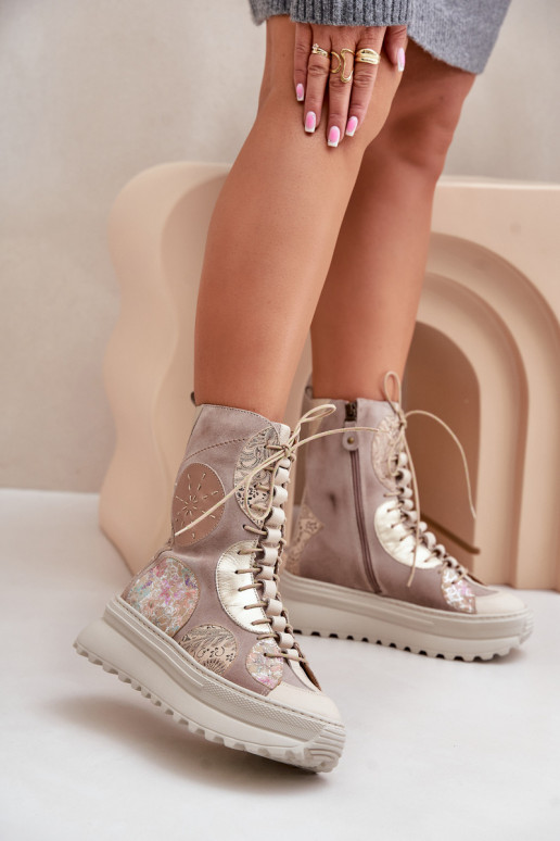 Pelle Scarpe scamosciate con una piattaforma riscaldamento Deveciejka 06565-04 beige Pelle Scarpe scamosciate con una piattaforma riscaldamento Deveciejka 06565-04 beige