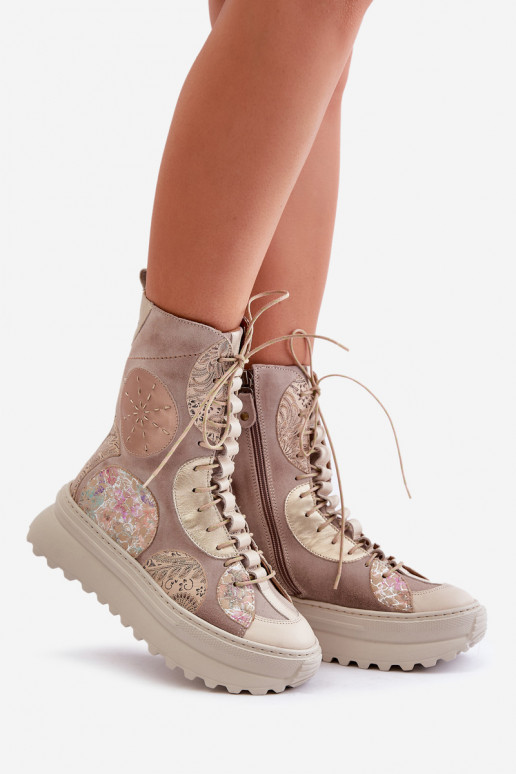 Pelle Scarpe scamosciate con una piattaforma riscaldamento Deveciejka 06565-04 beige Pelle Scarpe scamosciate con una piattaforma riscaldamento Deveciejka 06565-04 beige