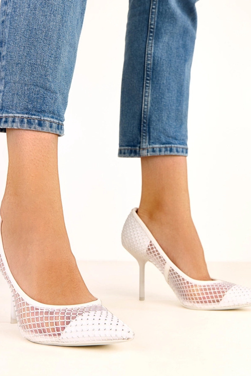 Décolleté bianche in rete decorate... Décolleté bianche in rete decorate...