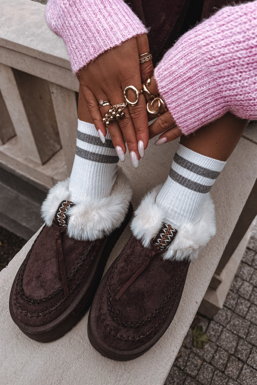 Stivali da neve Femminile con una pelliccia con una piattaforma CzekoladoAe Rosmira Stivali da neve Femminile con una pelliccia con una piattaforma CzekoladoAe Rosmira