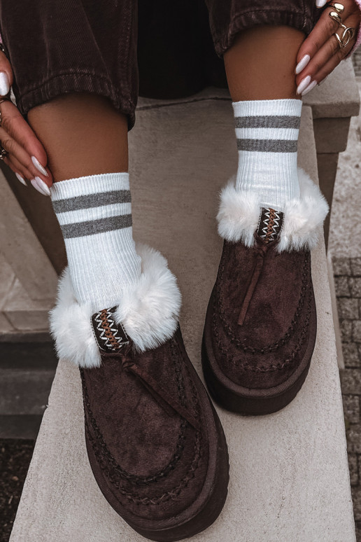 Stivali da neve Femminile con una pelliccia con una piattaforma CzekoladoAe Rosmira Stivali da neve Femminile con una pelliccia con una piattaforma CzekoladoAe Rosmira