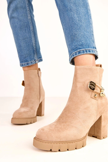 Stivaletti color sabbia con... 2