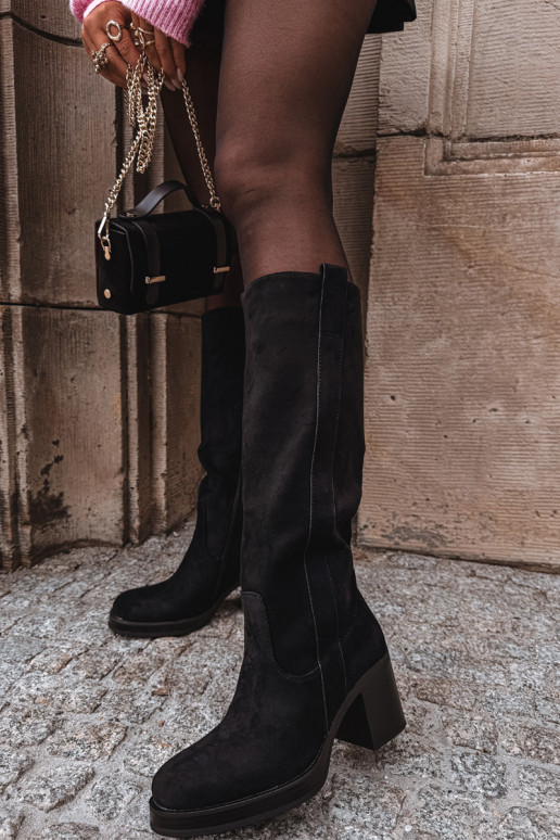 Stivali caldi Su un enorme palo colore nero Sanelle Stivali caldi Su un enorme palo colore nero Sanelle