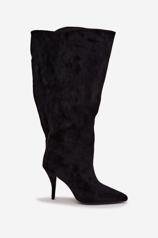 Un modello convincente stivali da donna con tacchi sottiliin ecopelle scamosciatau colore nero Noretta Un modello convincente stivali da donna con tacchi sottiliin ecopelle scamosciatau colore nero Noretta