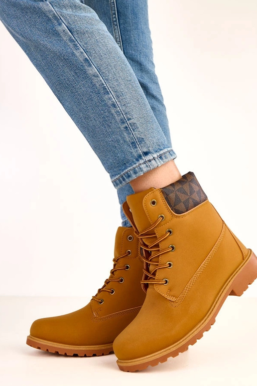 Scarpe da lavoro marroni con... Scarpe da lavoro marroni con...