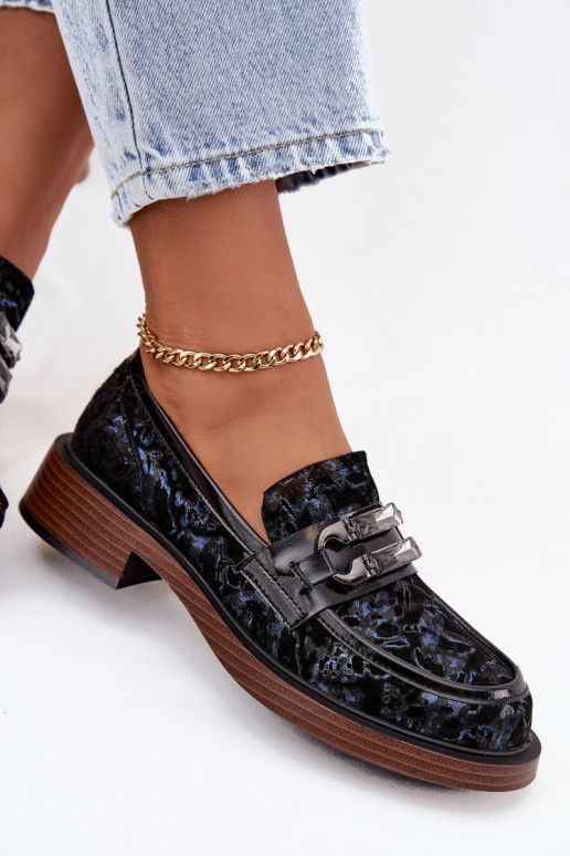 Pelle Mocassini in pelle scamosciata Femminile Con decorazioni Detalem D&A MR52-178 colore nero Pelle Mocassini in pelle scamosciata Femminile Con decorazioni Detalem D&A MR52-178 colore nero