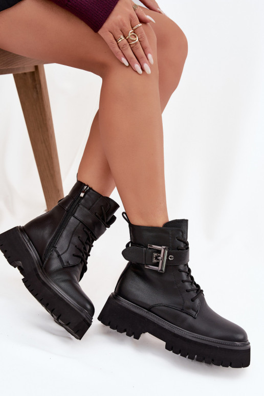 Pelle Stivaletti da lavoro Femminile riscaldamento decorare con fibbie D&A MK52-032 colore nero Pelle Stivaletti da lavoro Femminile riscaldamento decorare con fibbie D&A MK52-032 colore nero