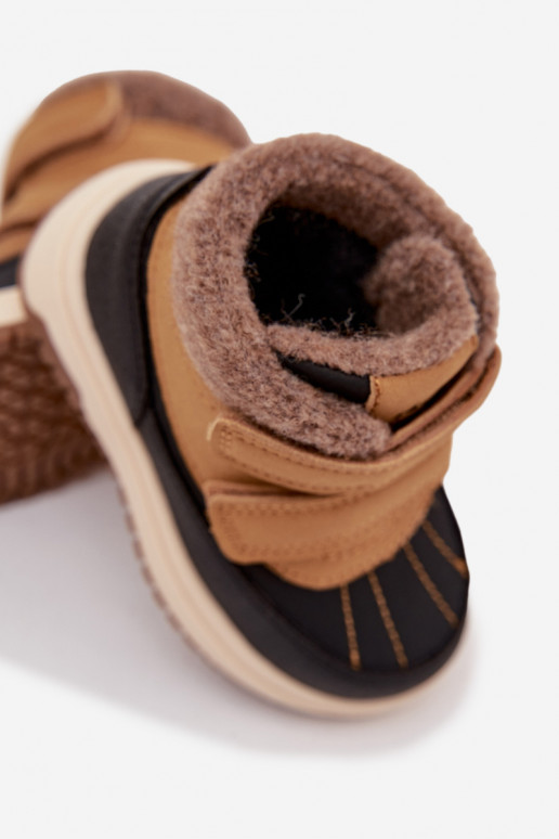 Stivali invernali Doposci per bambini con chiusure adesive colore marrone Darlene Stivali invernali Doposci per bambini con chiusure adesive colore marrone Darlene