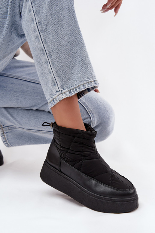 Stivali da neve Femminile con una piattaforma riscaldamento con pelliccia all interno colore nero Tahlira Stivali da neve Femminile con una piattaforma riscaldamento con pelliccia all interno colore nero Tahlira