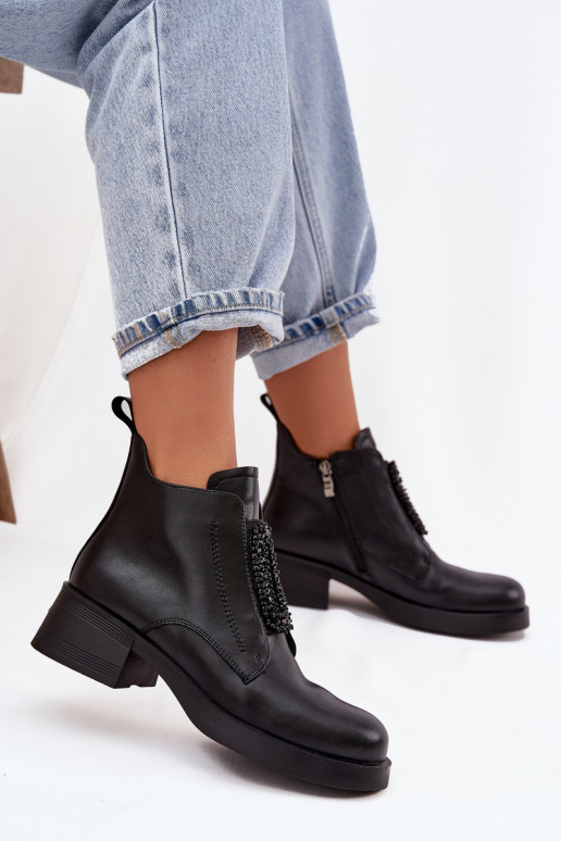 Pelle Stivali da donna Klocke con ornamenti D&A JC52-869 colore nero Pelle Stivali da donna Klocke con ornamenti D&A JC52-869 colore nero