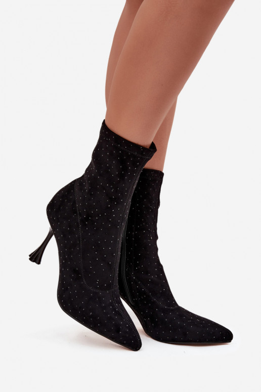 Decorato Stivali da donna con tacchi sottili D&A JC52-882 colore nero Decorato Stivali da donna con tacchi sottili D&A JC52-882 colore nero