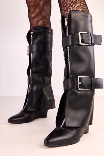 Stivali alti neri con platform e fibbie decorative Toadera