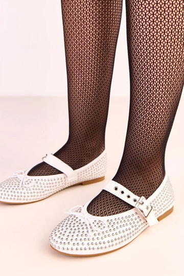 Ballerine bianche decorate con borchie e fiocchi Mylie