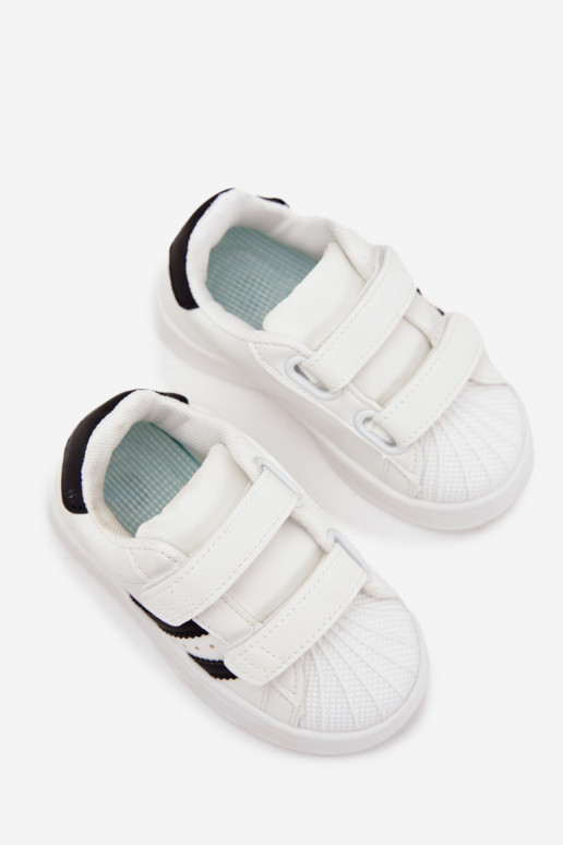 Scarpe sportive per bambini Scarpe modello sneakers in ecopelle Colore bianco Renel Scarpe sportive per bambini Scarpe modello sneakers in ecopelle Colore bianco Renel