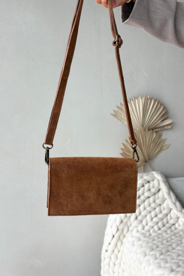 Borsa in suede naturale color marrone Mirine 2