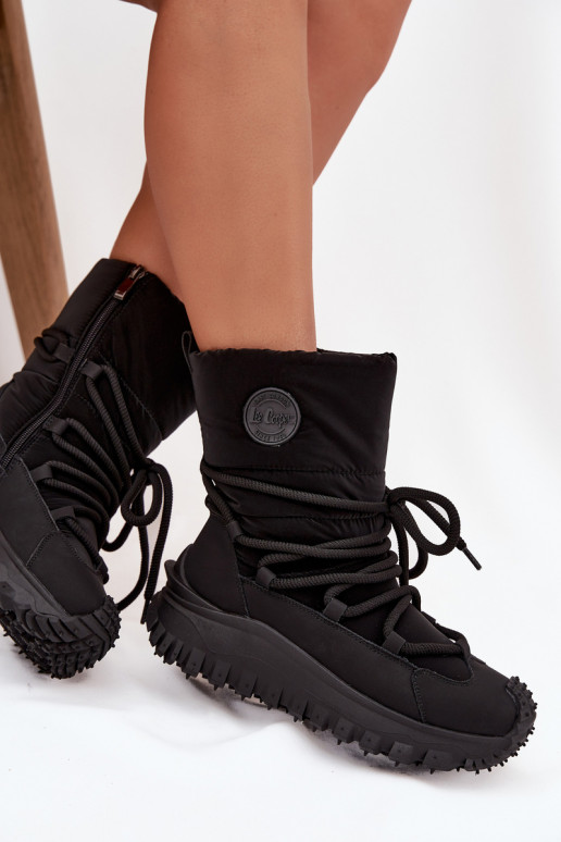Pelle Stivali da neve con una piattaforma Lee Cooper LCJ-25-12-3660 colore nero Pelle Stivali da neve con una piattaforma Lee Cooper LCJ-25-12-3660 colore nero