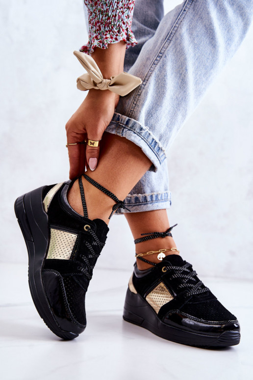 Femminile dalla pelle scamosciata scarpe da ginnastica Su un cuneo colore nero Larson