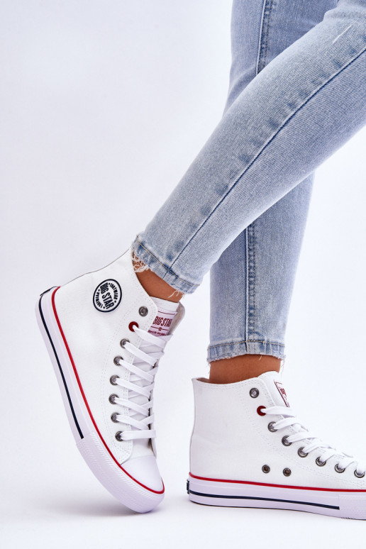 Femminile Elegantello classico scarpe per il tempo libero con suola Big Star T274026 Colore bianco