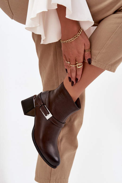 Pelle Stivali da donna con i tacchi con fibbie Zazoo 60562 CzekoladoAe