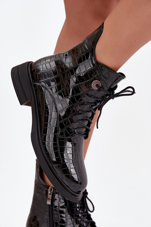 Pelle con effetto vernice Stivali con un impronta riscaldamento colore nero Juviane