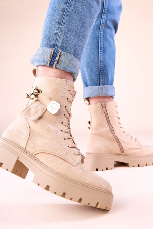 Stivali da donna beige con orsetto...