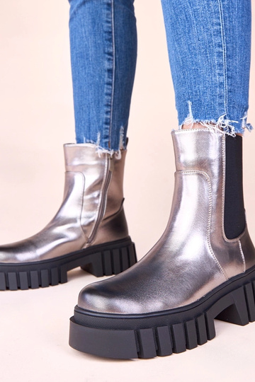 Stivaletti argentati con piattaforma e fascia elastica Denya