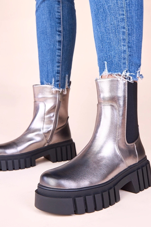 Stivaletti argentati con piattaforma...