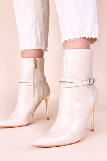 Stivaletti sabbia con tacco...