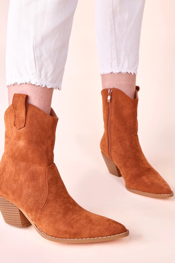 Stivaletti cowboy marroni con tacco Alka