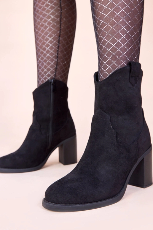 Stivaletti neri con tacco in...