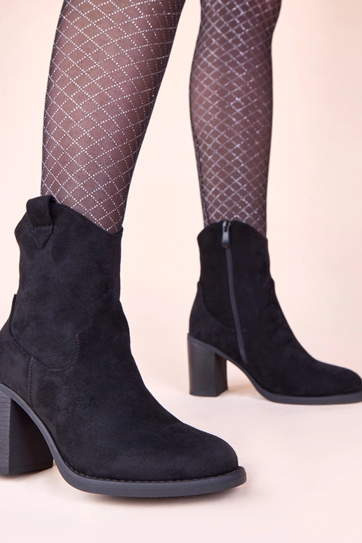 Stivaletti neri con tacco in...