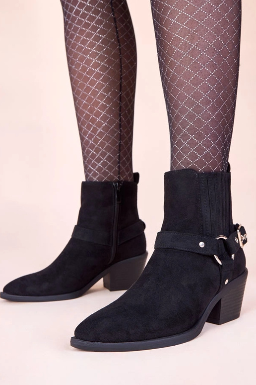 Stivaletti neri con tacco e fibbie...