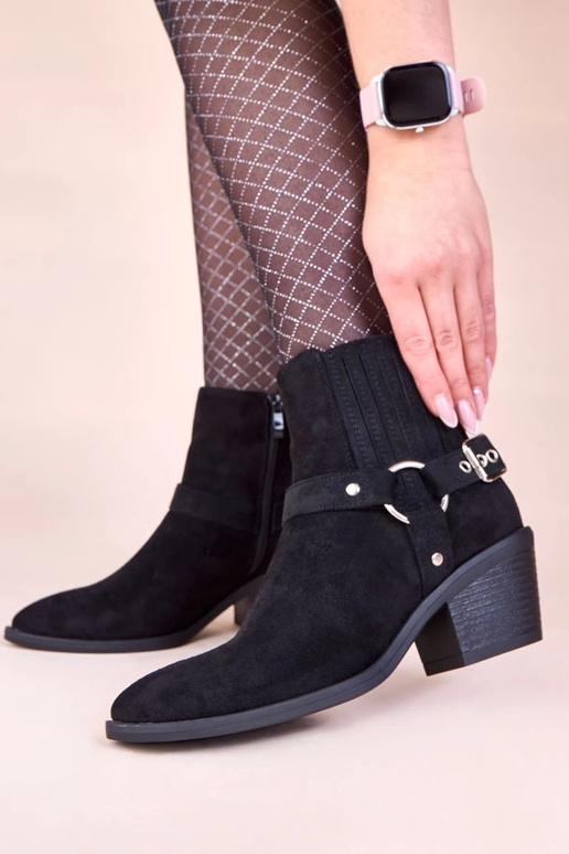 Stivaletti neri con tacco e fibbie...