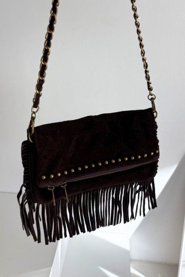 Borsa in ecopelle scamosciata color cioccolato con frange e catena Tarella 2