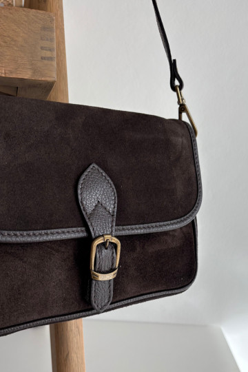 Borsa postina in suede artificiale color cioccolato Norla 2